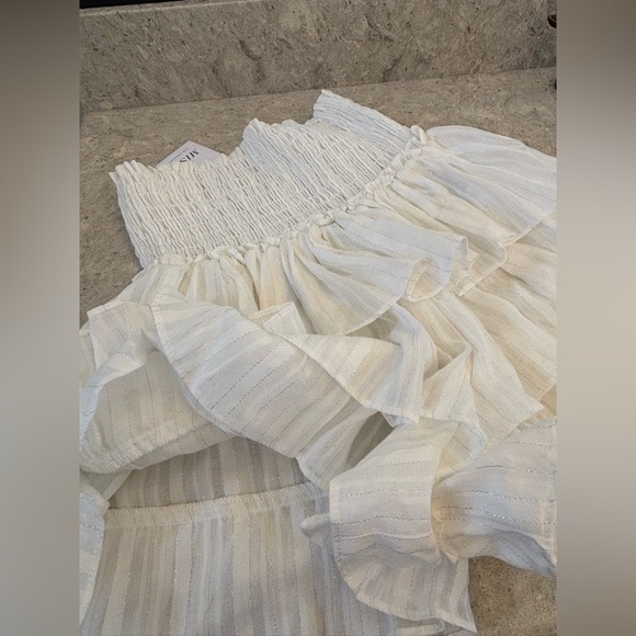 Misa LA Ruffled Skort - Picture 9 of 9